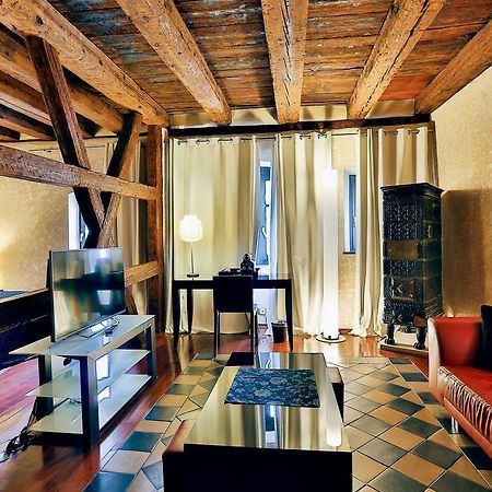 Le B. Suites, Chambres & Restaurant Riquewihr Kültér fotó
