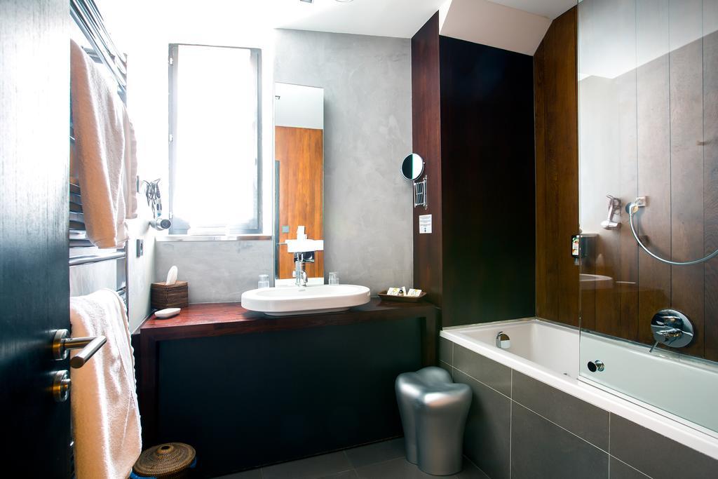 Le B. Suites, Chambres & Restaurant Riquewihr Kültér fotó