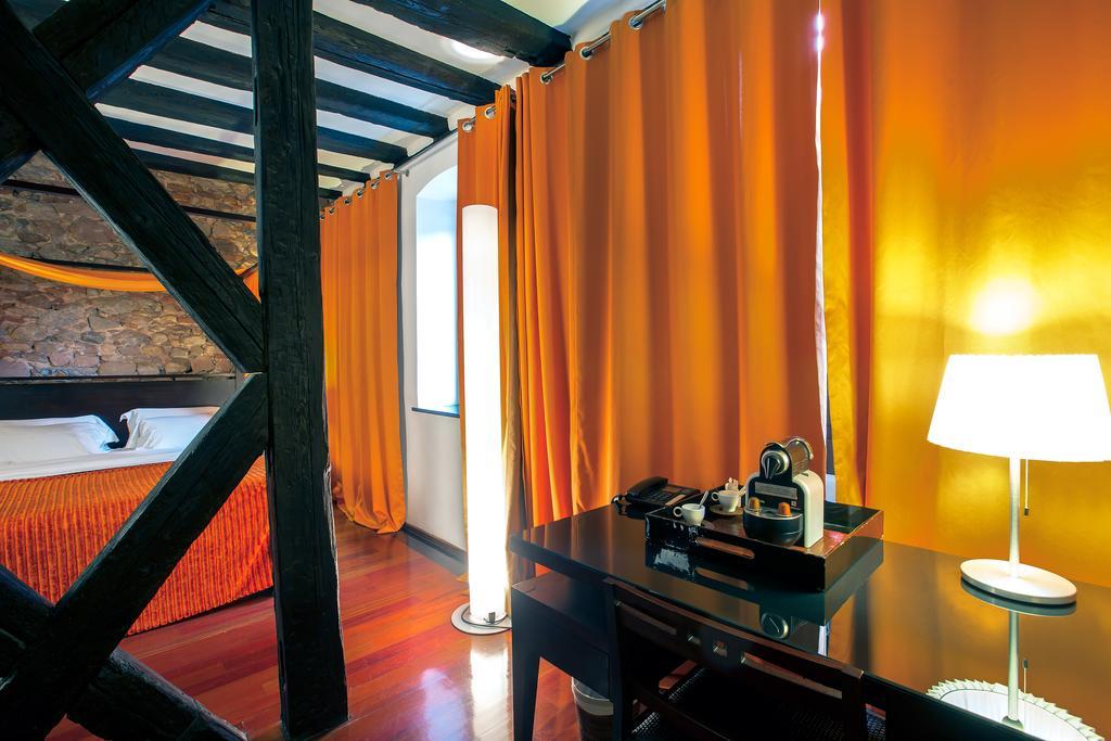 Le B. Suites, Chambres & Restaurant Riquewihr Kültér fotó