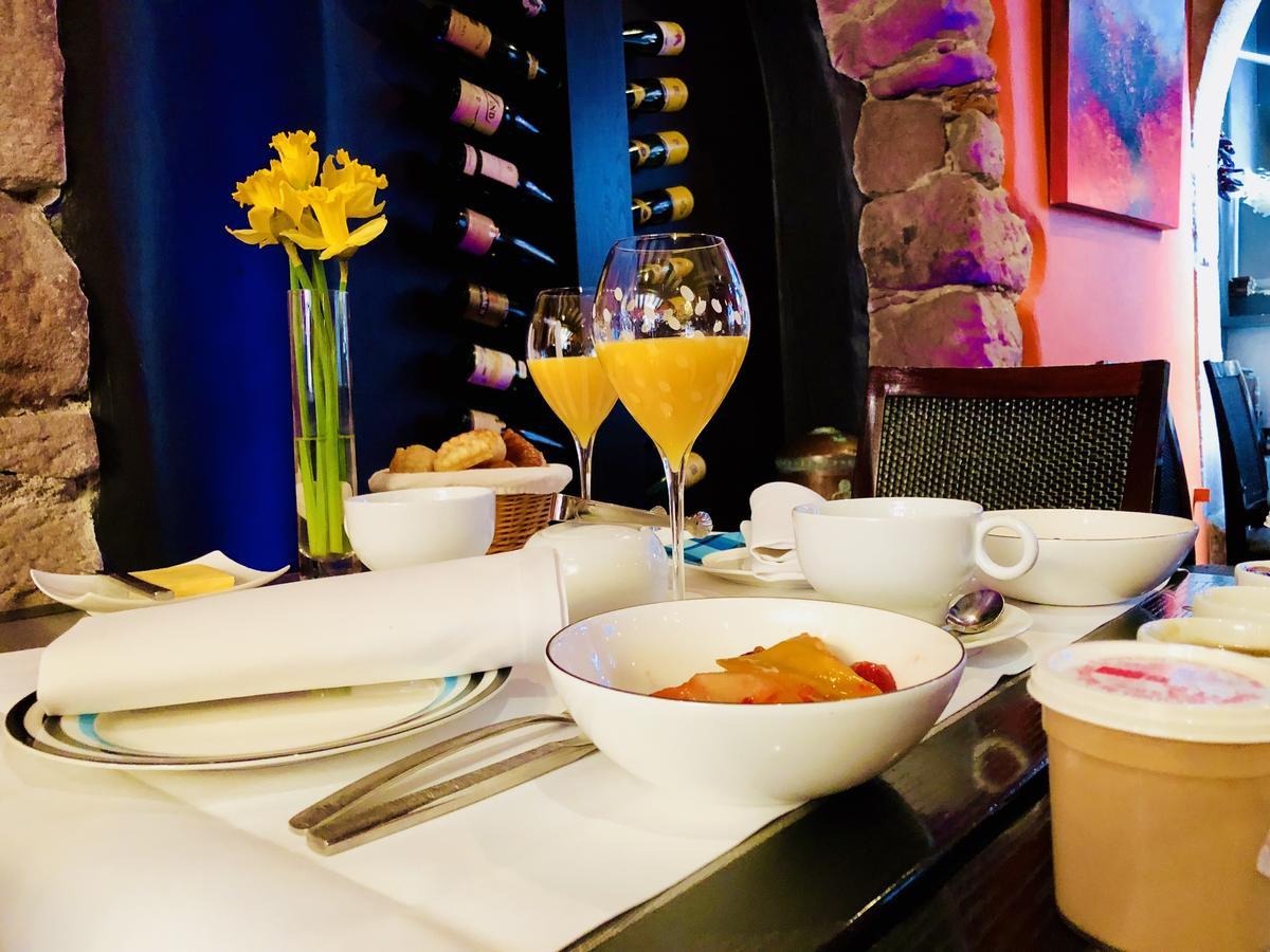 Le B. Suites, Chambres & Restaurant Riquewihr Kültér fotó